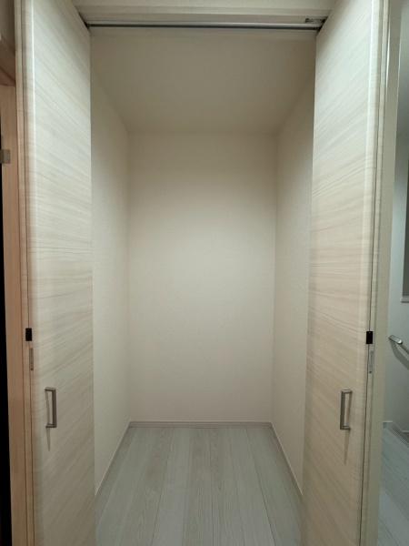 ���{�Q����s����7���ڂ̐V�z��ˌ��Ă̎��[