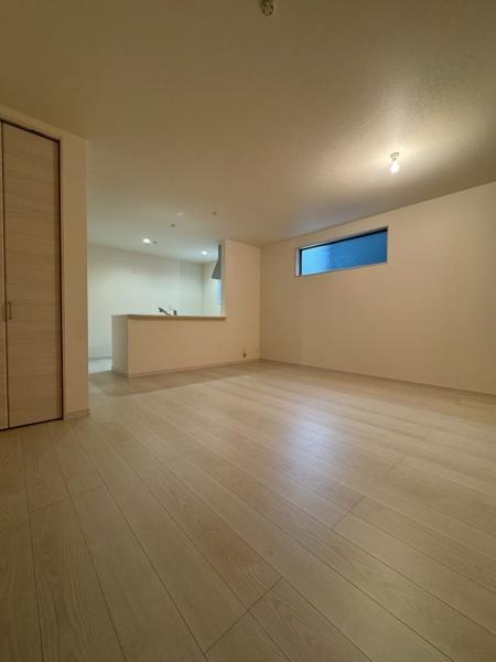 ���{�Q����s����7���ڂ̐V�z��ˌ��Ẵ��r���O