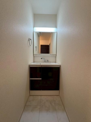 ���{�Q����s����7���ڂ̐V�z��ˌ��Ă̐��ʑ�E���ʏ�