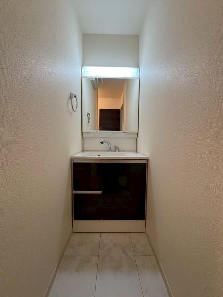 ���{�Q����s����7���ڂ̐V�z��ˌ��Ă̐��ʑ�E���ʏ�