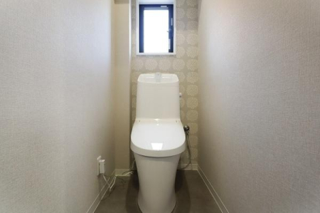 ���{���s����撷�g�o��2���ڂ̒��È�ˌ��Ẵg�C��