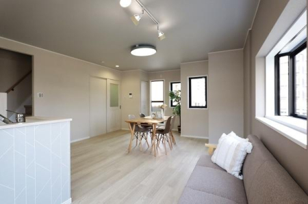 ���{���s����撷�g�o��2���ڂ̒��È�ˌ��Ẵ��r���O