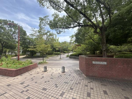 ���Ɍ���ˎs���݂�K�u3���� 5-2�̒��Ã}���V�����̎��ӊ�