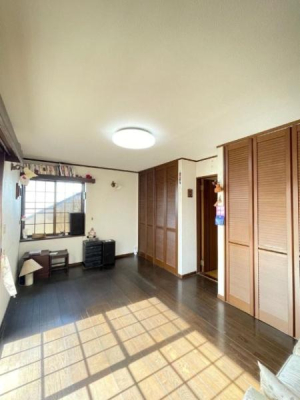 ���{�����s�R�蒬�̒��È�ˌ��Ă̗m��