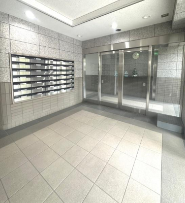 ���{�����s���ΐؒ�6���ڂ̒��Ã}���V�����̃G���g�����X