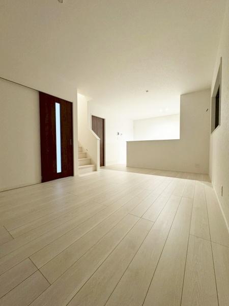 ���{�Q����s����5���ڂ̐V�z��ˌ��Ẵ��r���O