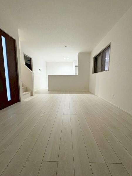 ���{�Q����s����5���ڂ̐V�z��ˌ��Ẵ��r���O