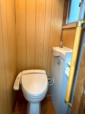 ���{���s�����ߋ�3���ڂ̒��Ãe���X�n�E�X�̃g�C��