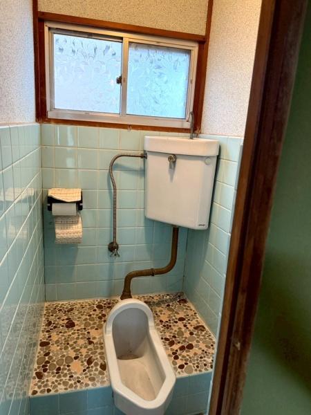 ���{���s�����ߋ�3���ڂ̒��Ãe���X�n�E�X�̃g�C��