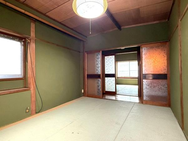 ���{���s�����ߋ�3���ڂ̒��Ãe���X�n�E�X�̘a��