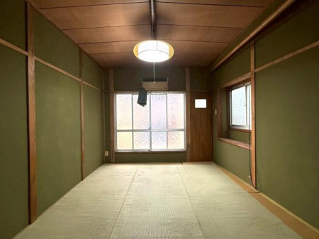 ���{���s�����ߋ�3���ڂ̒��Ãe���X�n�E�X�̘a��