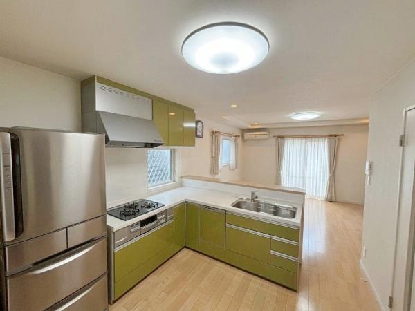 ���{�����s�R�蒬�̒��È�ˌ��ẴL�b�`��