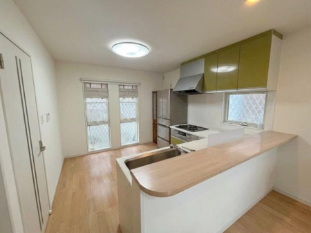 ���{�����s�R�蒬�̒��È�ˌ��ẴL�b�`��