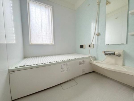 ���{�����s�R�蒬�̒��È�ˌ��Ă̗���