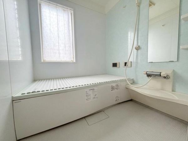 ���{�����s�R�蒬�̒��È�ˌ��Ă̗���