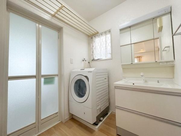 ���{�����s�R�蒬�̒��È�ˌ��Ă̐��ʑ�E���ʏ�