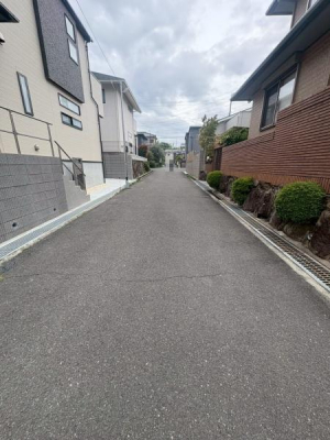 ���{�Q����s���`�����̐V�z��ˌ��Ă̑O�ʓ��H�܂ތ��n�ʐ^