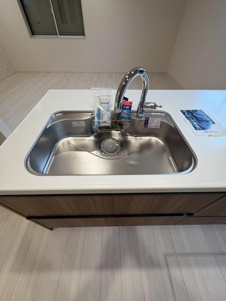 ���{�Q����s���`�����̐V�z��ˌ��ẴL�b�`��