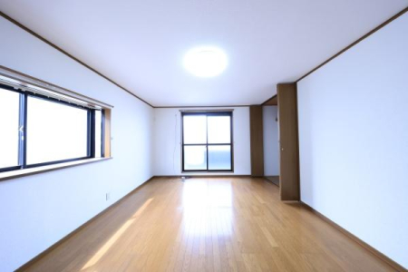 ���{���s���Z�g�擒��4���ڂ̒��È�ˌ��Ă̗m��