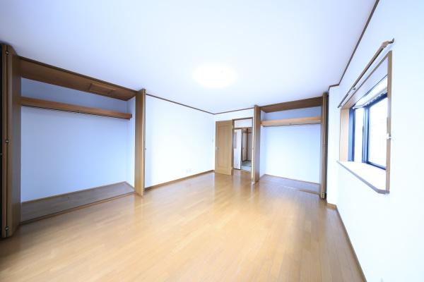 ���{���s���Z�g�擒��4���ڂ̒��È�ˌ��Ă̎��[