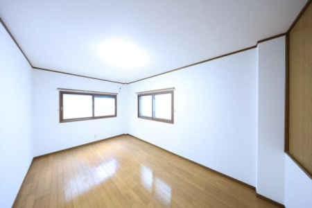 ���{���s���Z�g�擒��4���ڂ̒��È�ˌ��Ă̗m��