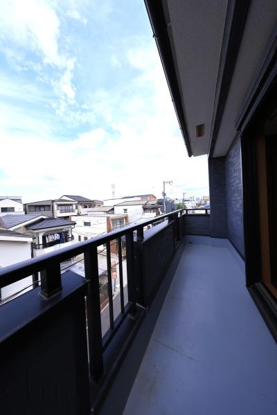 ���{���s���Z�g�擒��4���ڂ̒��È�ˌ��Ẵo���R�j�[