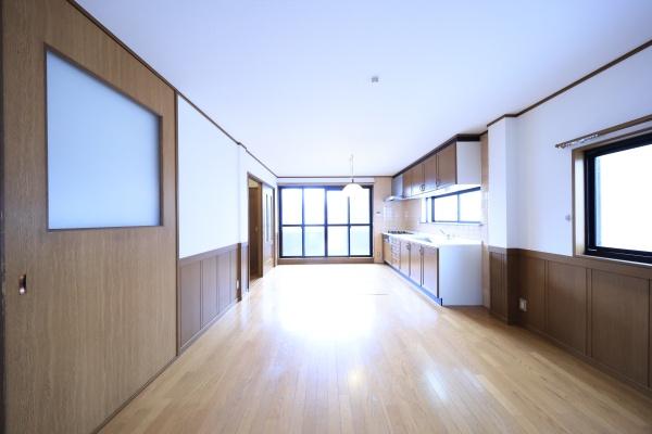 ���{���s���Z�g�擒��4���ڂ̒��È�ˌ��Ẵ��r���O