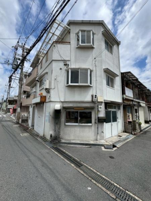 ���{��^�s����4���ڂ̒��È�ˌ��Ă̌��n�O�ώʐ^