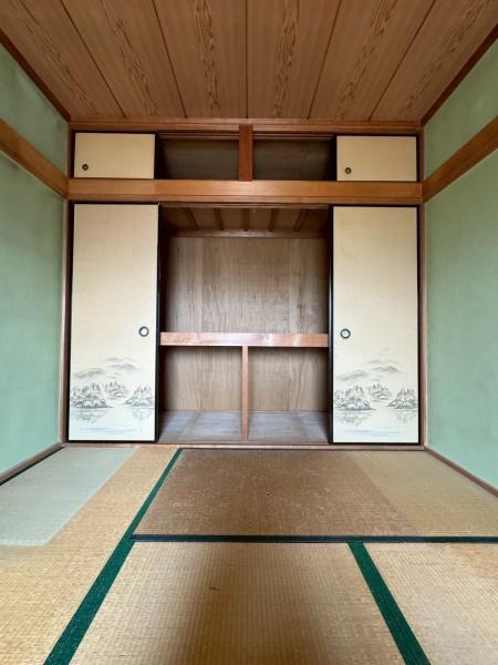 ���{��^�s����4���ڂ̒��È�ˌ��Ă̎��[