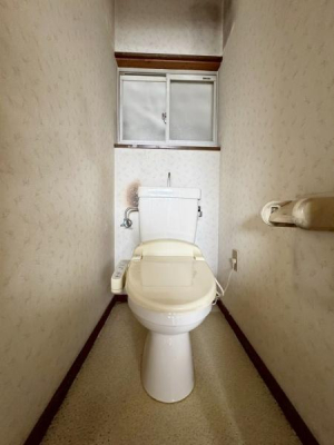 ���{��^�s����4���ڂ̒��È�ˌ��Ẵg�C��