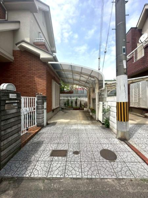 ���{���Îs���V�l��2���ڂ̒��È�ˌ��Ă̒��ԏ�