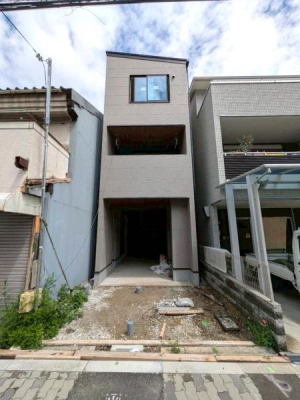 ���{���s�����c��3���ڂ̐V�z��ˌ��Ă̌��n�O�ώʐ^