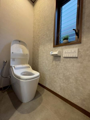 ���{�Q����s�������V���̒��È�ˌ��Ẵg�C��