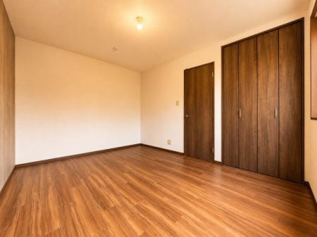 ���Ɍ���ˎs���5���� 21-4�̒��È�ˌ��Ă̗m��