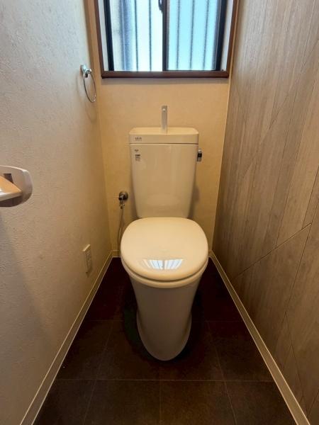 ���{�����s�X�͓���2���ڂ̒��È�ˌ��Ẵg�C��