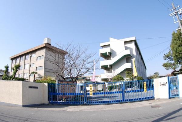 ���{�Q����s�_��5���ڂ̒��È�ˌ��Ă̎��ӊ�