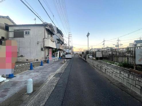 {QsΒÒ̐VzˌĂ̑OʓH܂ތnʐ^