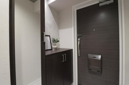 ���{���s����擌�O��2���� 11-21�̒��Ã}���V�����̌���