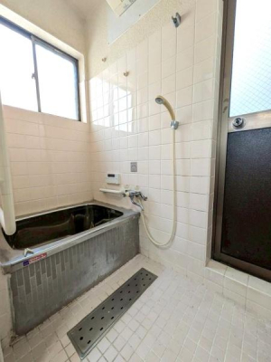���{���s����搶�쐼4���ڂ̒��È�ˌ��Ă̗���