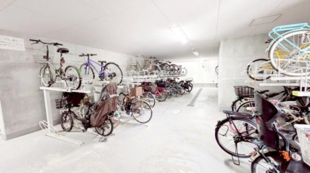 ���{�L���s�΋u4���ڂ̒��Ã}���V�����̂��̑����p��