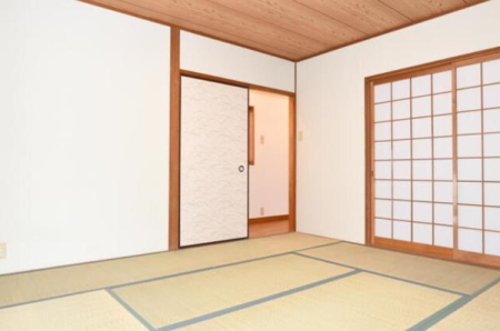 ���{���c�s�痢�R��1���ڂ̒��È�ˌ��Ă̘a��
