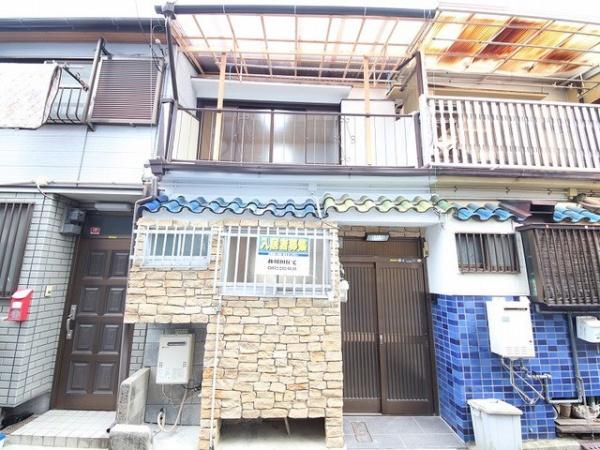 大阪府東大阪市六万寺町2丁目の中古一戸建ての現地外観写真