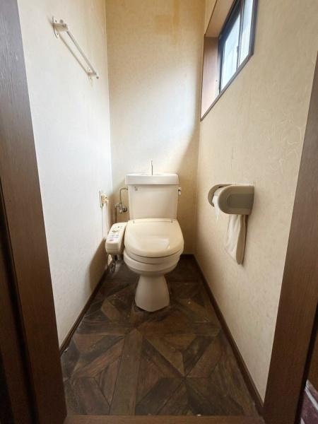 ���{����s�������̒��È�ˌ��Ẵg�C��
