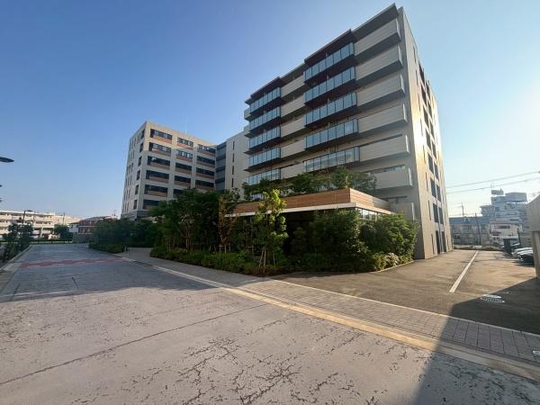 大阪府吹田市岸部中5丁目 2-1の中古マンションの現地外観写真