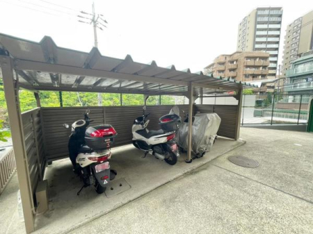 ���{�L���s����2���ڂ̒��Ã}���V�����̂��̑����p��