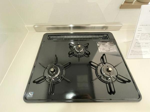���{���c�s���䎛2���ڂ̒��Ã}���V�����̃L�b�`��