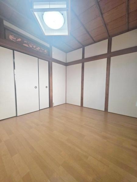 ���{�Q����s�����쒬�̒��Ãe���X�n�E�X�̃��r���O
