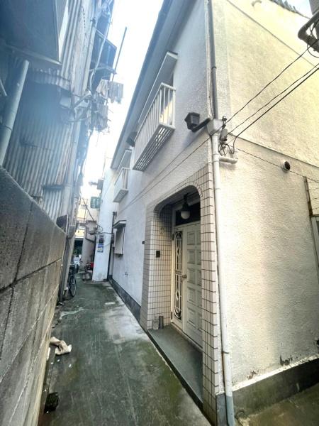 ���{���s�����ߋ�4���ڂ̒��È�ˌ��Ă̌��n�O�ώʐ^