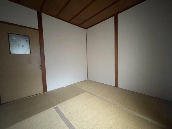 ���{����s����4���ڂ̒��Ãe���X�n�E�X�̘a��