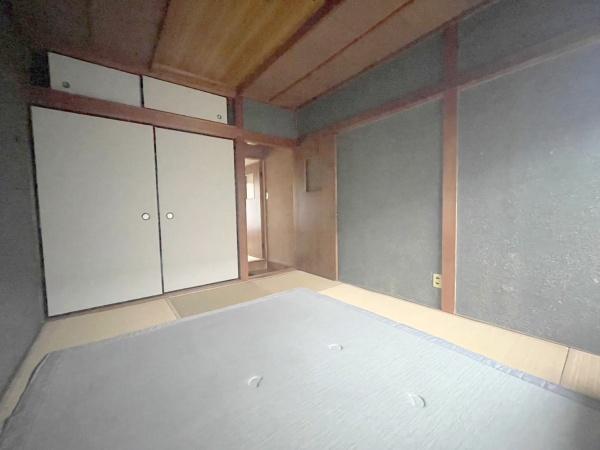 ���{����s����4���ڂ̒��Ãe���X�n�E�X�̘a��